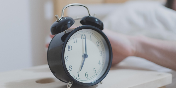 新版本“新麻将机控牌器真的存在吗(普通麻将机作弊检测器)