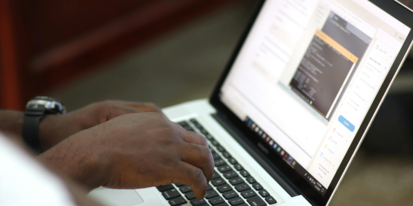 玩家评测“麻将机免安装手机控牌器多远距离”AI实测推荐