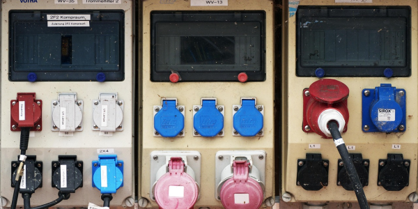 重大解密“目前新的麻将机136张程序控牌器”(专用神器)