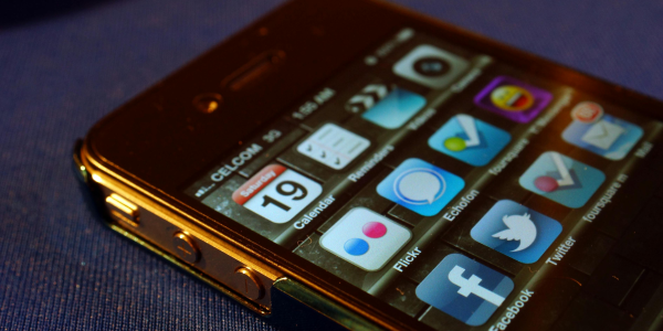 终于发现了“麻将机Al手机助赢神器（免安装设备）